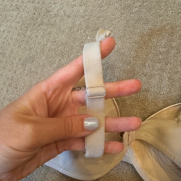 Vanity Fair Bra - Picture 5 of 5